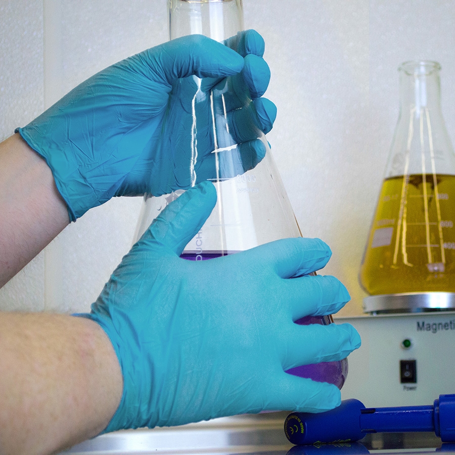 AMMEX APFN Series Nitrile Gloves Scientific Laboratory Image